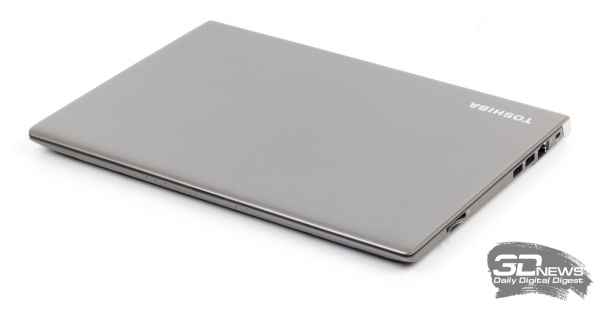  Toshiba Portege Z30-A-M5S: closed lid 