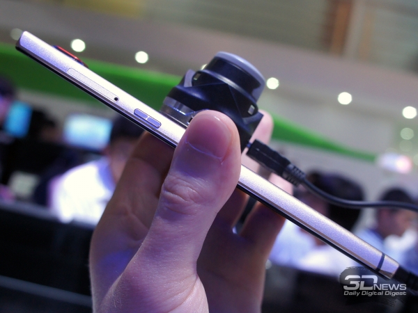  Lenovo Vibe Z2 Pro (K920): thin body 