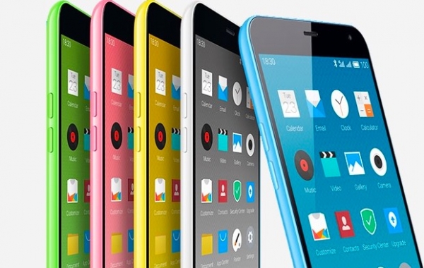  В Meizu настолько увлеклись заимствованием дизайна у Apple, что даже переняли «фишку» с яркими цветами корпуса; M1 Note поставляется в белом, зеленом, желтом, синем и красном цветах 