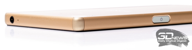  Sony Xperia Z5 – защитные «уголки» 